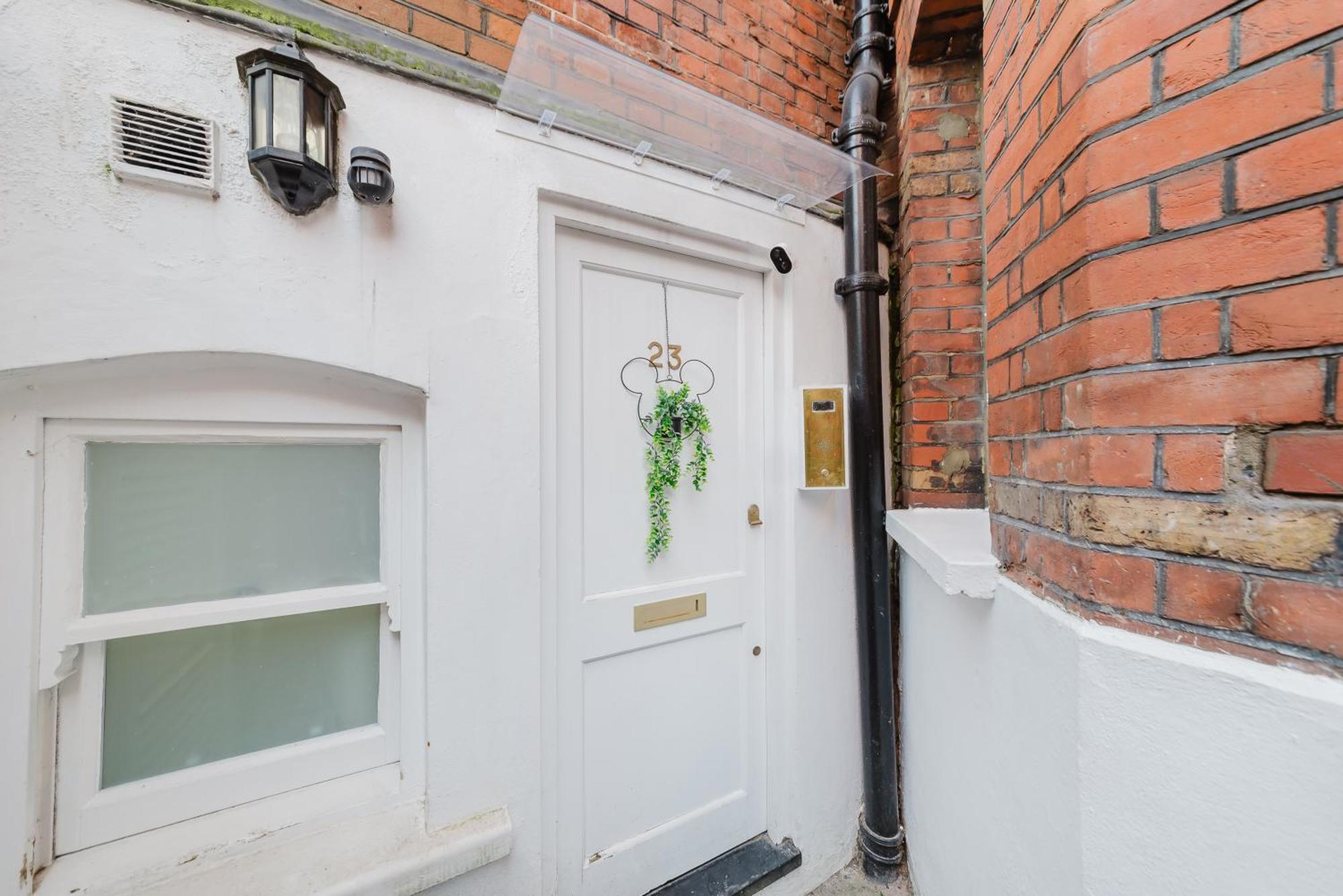Great Location Luxury - Harrods Apartament *
